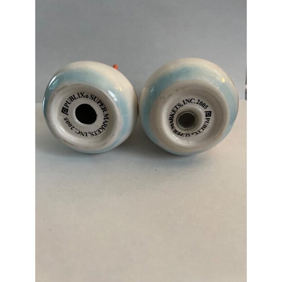 Vintage Publix 2005 Snowman Salt & Pepper Shaker Set Ceramic Christmas Decor E2 - Picture 3 of 3